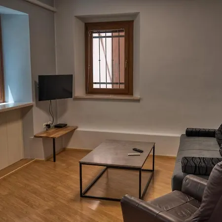 Izola Apartment Апартаменты *